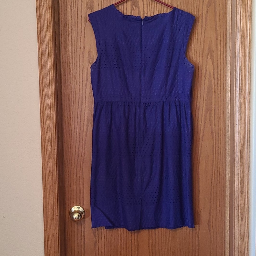 Dress - Picture 4 of 4